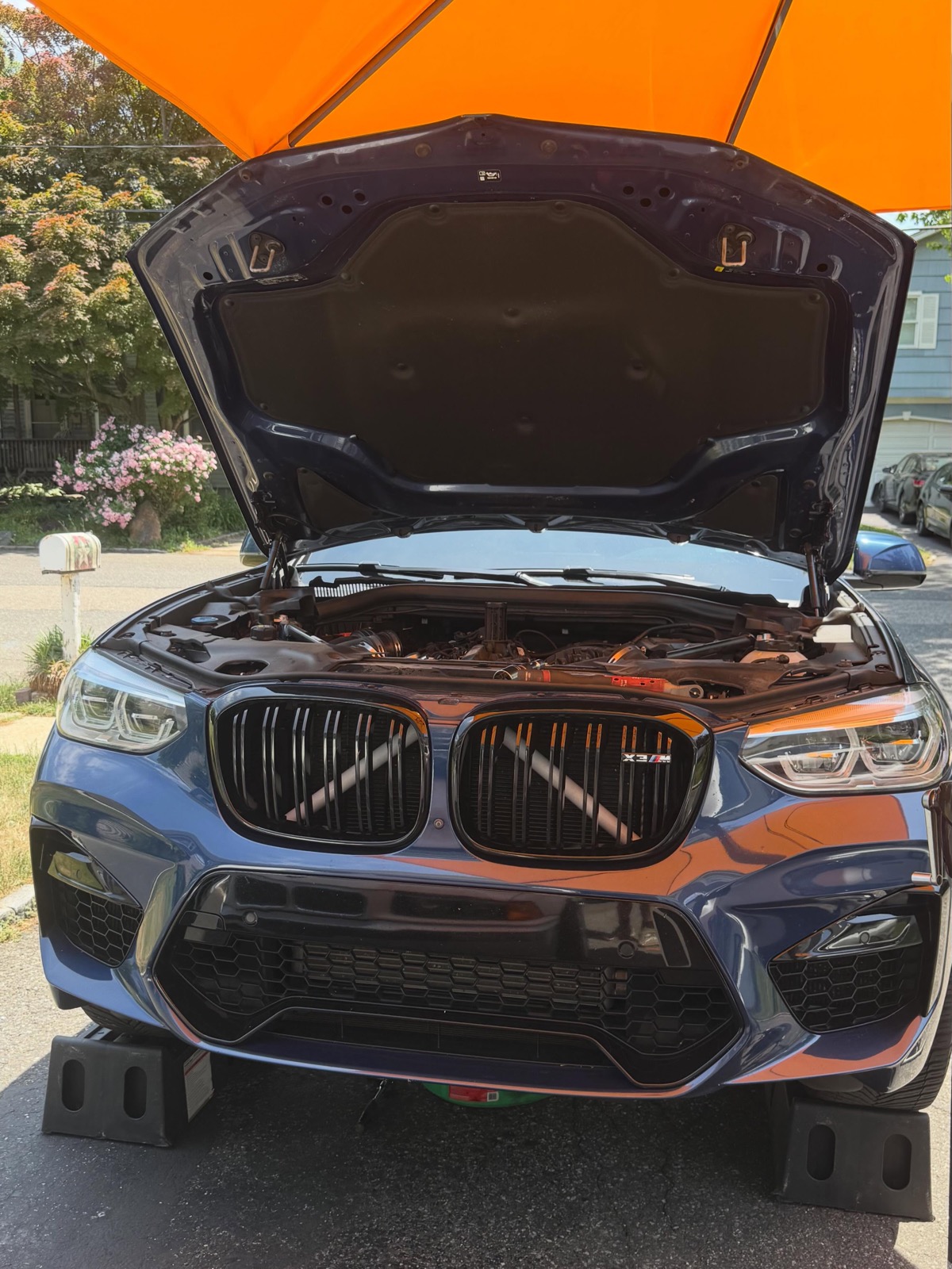 BMW X3 M engine work